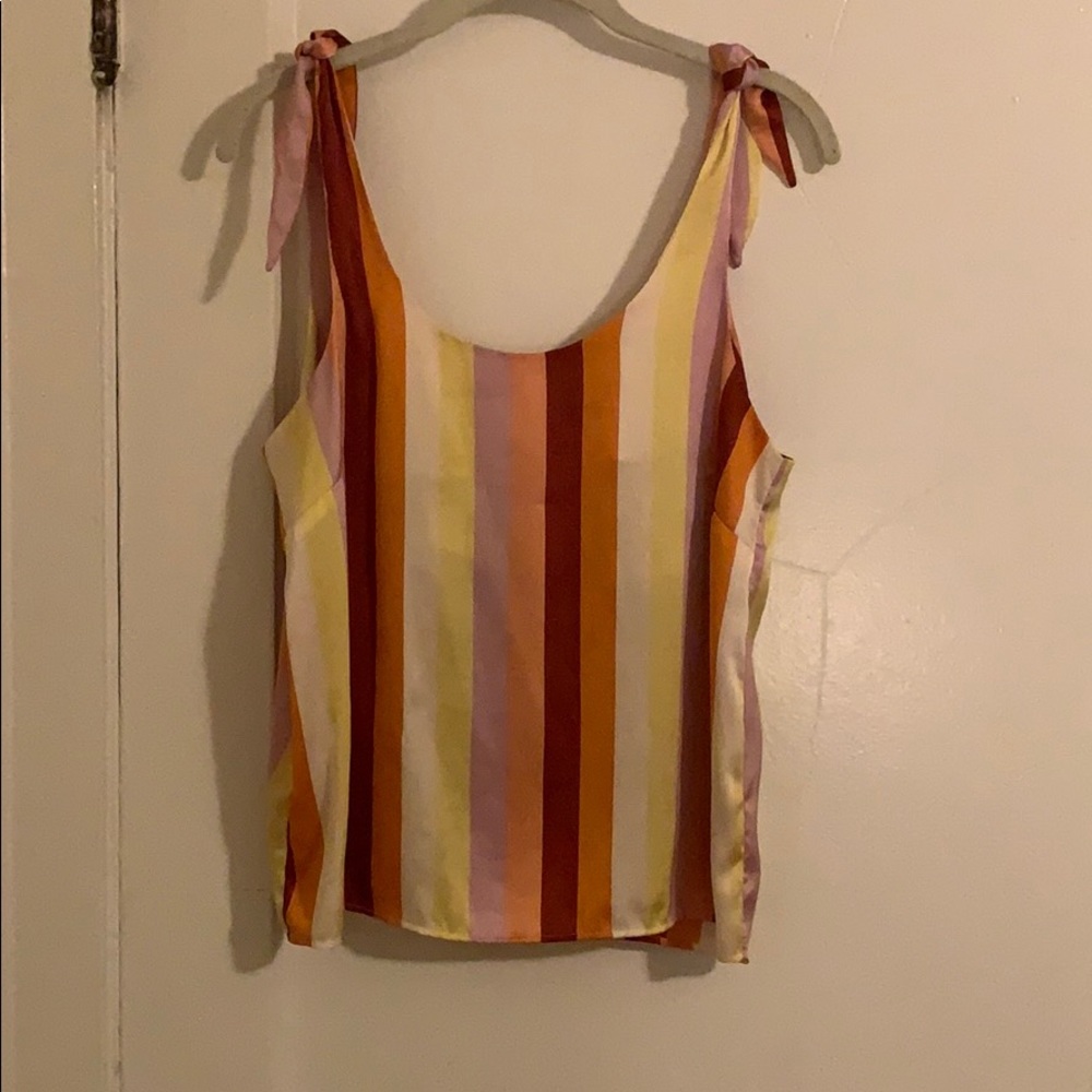 Fletch Tie Shoulder Top